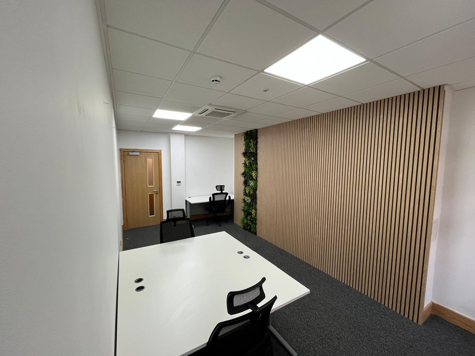 3-4 person serviced office at Hope Park City Gateway