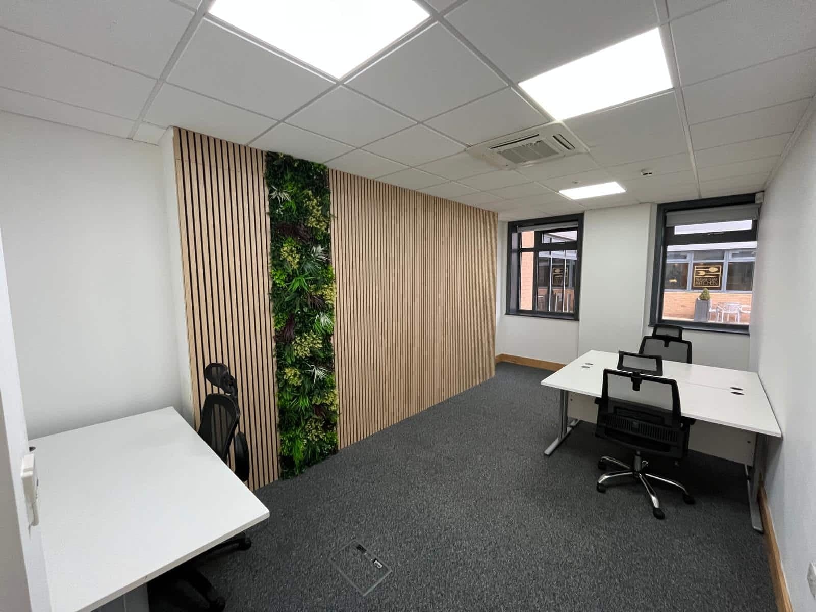 3-4 Person Office